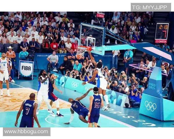 杰伦布朗如何在NBA赛场上展现领导力与个人魅力的双重魅力